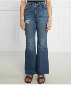 Джинсы-Клеш в стиле 70-х годов — это круто Flare fit Levi'S, синий
