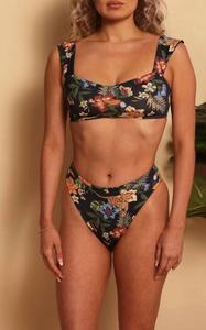 Топ с широкими бретелями в черном/cheeta SHORE