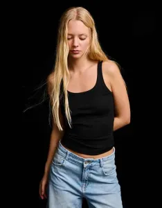 Черный топ в рубчик Bershka