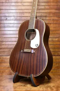 Гитара Gretsch Jim Dandy Dreadnought, накладка из орехового дерева, выбеленная белая медиаторная пластина, окраска Frontier