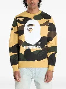 Толстовка с круглым вырезом и камуфляжным принтом A BATHING APE, желтый