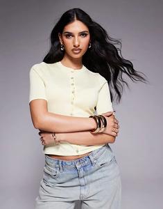 Эксклюзивный кардиган с короткими рукавами и пуговицами-фестонами спереди в цвете «желтое масло» Kaiia