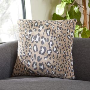 Подушка декоративная Safavieh Gwynn Leopard, 18x18 см, бежевый / черный