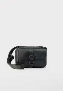 Сумка-Мессенджер brooklyn унисекс через плечо Armani Exchange, Black