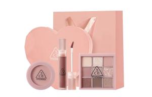Набор косметики для женщин 3CE