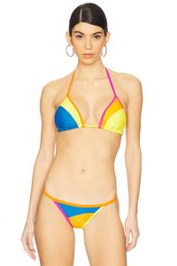 Топ Tri duo от It'S Now Cool, sombrero