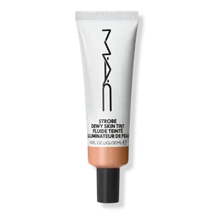 Тонирующий крем для лица Strobe Dewy Skin Tint MAC, Medium 3 (Tanned peach with neutral undertones for medium to dark skin)