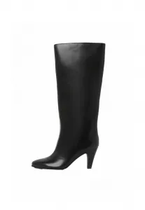 Стандартного кроя, средняя высота голенища, высокие сапоги с удлиненным голенищем. Friends Like These, Black