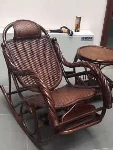 Fantasy Кресло-качалка из ротанга single-pillar coffee twisted rattan