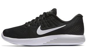 Nike Кроссовки для женщин