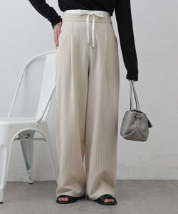 Свободные брюки в полоску с двойной талией Colony 2139, цвет Ivory