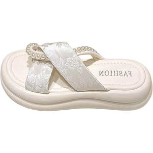 Низкие детские шлепанцы для подростков с амортизирующими, износостойкими и эластичными свойствами Marcolor, белый