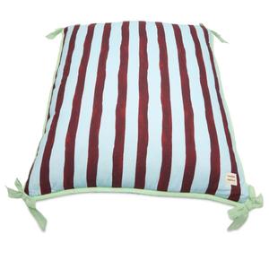 Лежанка для питомца Damson Madder, мультиколор