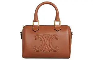 Сумка Cuir Triomphe из гладкой телячьей кожи, малая, женская, Tawny CELINE, basic set (bag+dust bag)