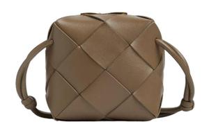 Bottega Veneta Сумка через плечо мини женская коричневая