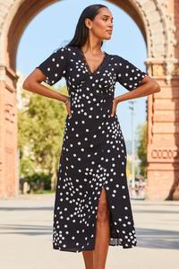 Кружевное платье с приталенным верхом и расклешенным низом Sosandar, белый