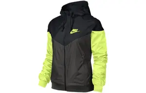 Женская куртка Nike, цвет Black