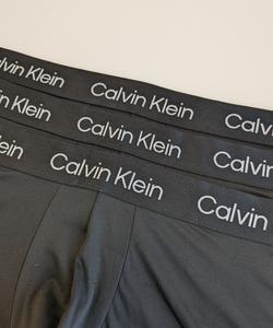 (M) Боксеры Calvin Klein с низкой посадкой и бесшовным вырезом (3 шт.) Calvin Klein Underwear NP2778O