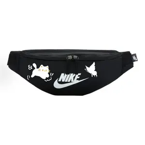 Nike Полиэстеровая поясная сумка унисекс черная, Butterfly and Cat