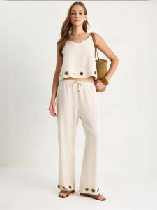 Bianco Lucci Костюм-двойка в бежевом цвете