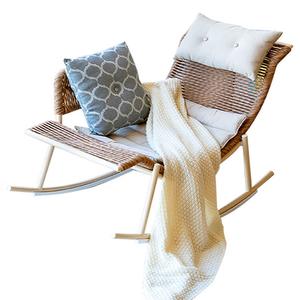 Кресло-качалка плетеное Purple Leaf из искусственного ротанга для дома и террасы