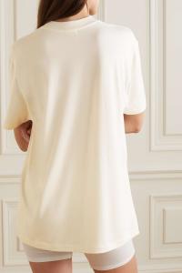 SKIMS Футболка бойфренда из эластичного джерси, кремовый