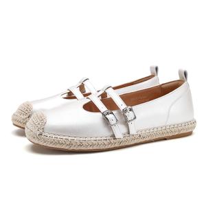 Туфли Мэри Джейн на плоской подошве D FUSE SCANDINAVIA женские D:FUSE SCANDINAVIA, Pearl White