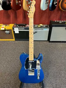 Fender J MASCIS TELECASTER 2022 в цвете Bottle Rocket Blue Flake