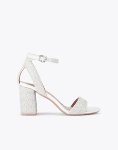 Белые босоножки на каблуке Carvela Kianni