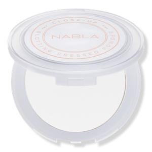 Прозрачная прессованная пудра для матирования Close-Up NABLA