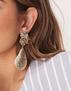 Большие серьги-гвоздики Limited Edition с декоративными ракушками золотистого оттенка Asos Design