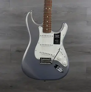 Fender Player Stratocaster Серебристый