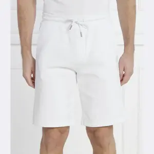 Шорты стандартного кроя Karl Lagerfeld, белый