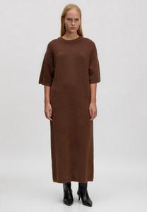 Платье EDITED KENZIE, Braun/Brown