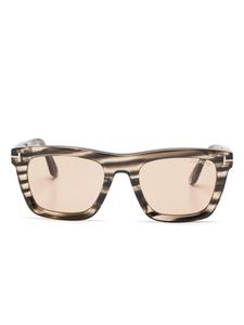 TOM FORD Eyewear солнцезащитные очки в квадратной оправе, нейтральный
