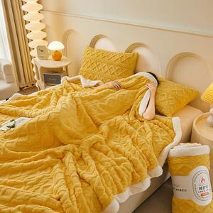 Disney Одеяло для сна 100х160 см, двойное утепленное, цвет Tafu-Turmeric, мягкая ткань