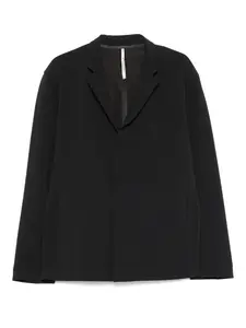 Пиджак с заостренным воротником Veilance, черный