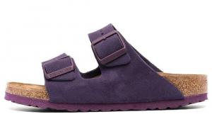 Женские сандалии Arizona Soft Footbed из замши и кожи с узкой посадкой, цвет «винный» Birkenstock, Dark Purple