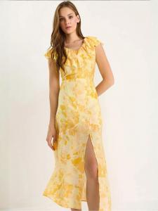 Bianco Lucci Платье лимонно-желтого цвета