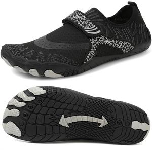 Взрослые водные туфли для ходьбы, легкие, мужские, быстросохнущие акваноски, босоножки для женщин, нескользящие, спортивные, для плавания, пляжа, серфинга Guniyifs, черный