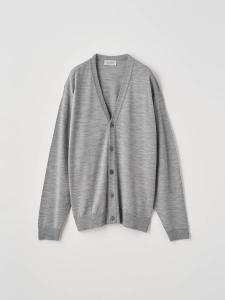 Вязаный кардиган с V-образным вырезом и длинными рукавами | HALIN | 30G СОВРЕМЕННЫЙ КРОЙ