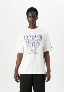 Футболка с принтом FLORAL GRAPHIC TEE New Era, белый