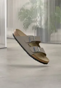 Аризона bfbc n обычные сандалии унисекс Birkenstock, Gray Taupe