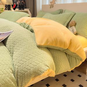 Yalu Пододеяльник 200х230 см из мягкого велюра, цвет зеленый + бежевый