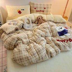 FUANNA Комплект постельного белья, 1.5м, 4 предмета, пододеяльник 200x230 см, молочный велюр, вышивка