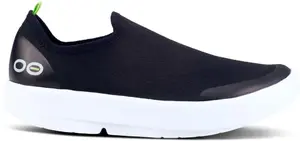 OOmg eeZee Low Shoes - Женские OOFOS, White/Black