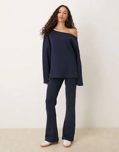 Расклешенные спортивные брюки-джоггеры ASOS DESIGN из комбинезона темно-синего цвета