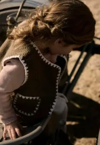 Жилет weste teddy Lil' Atelier, Shitake