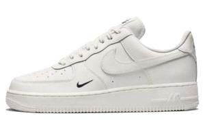 Женские кроссовки для скейтбординга Nike Air Force 1, White