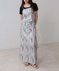 Платье с принтом в виде проймы на талии